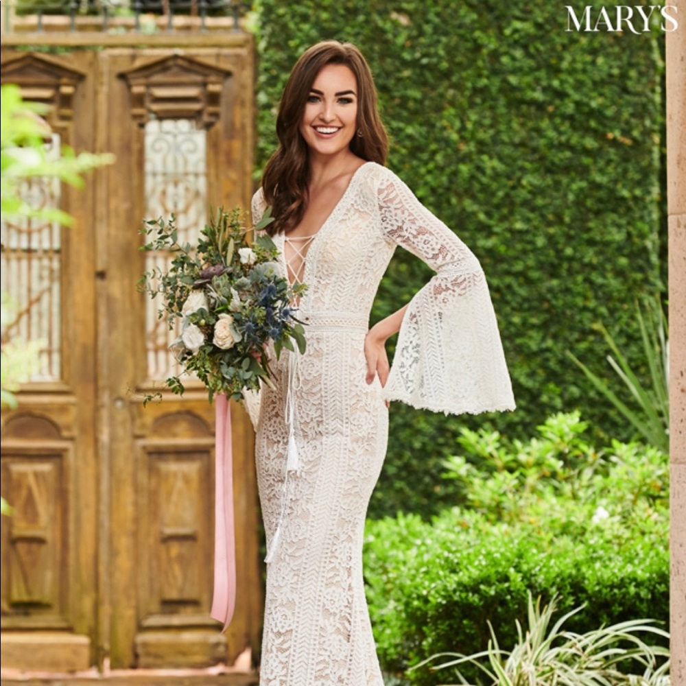 Marys Bridal NWT #MB5014 ivory size 14